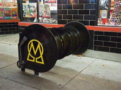 I can`t listen to any of my 45s because I lost that yellow plastic thing that goes in the center.