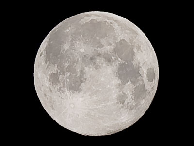 When I go to work at 5:30am, I observe things I normally don`t, like the Sea of Tranquility.