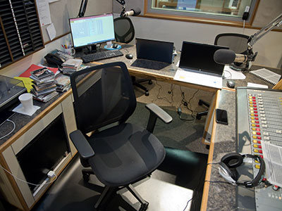 I`m only partially responsible for the mess in this studio.