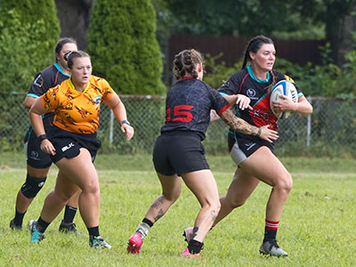 In rugby, the best way to advance the ball is to pass it, but sometimes one player makes a breakout run.
