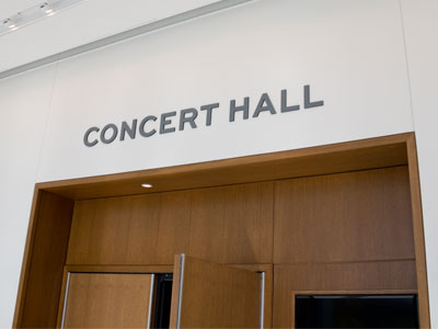 I had no trouble parking and didn`t have to wait in line.