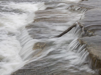 Not many people dumb enough to go to the river today.