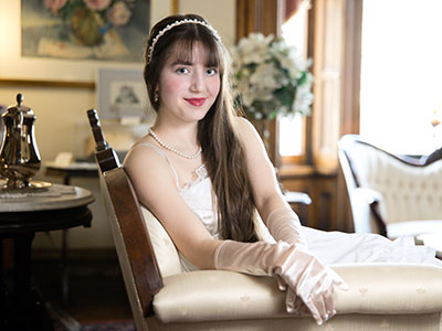 She was giving off princess vibes here.